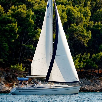Bavaria 44