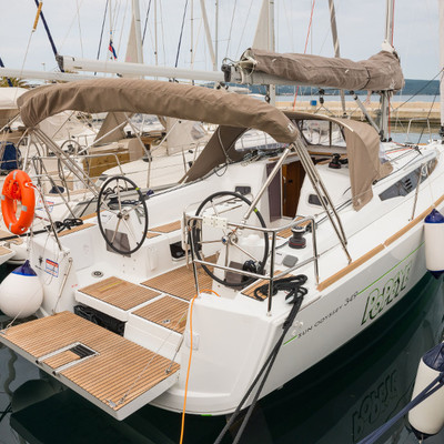 Sun Odyssey 349