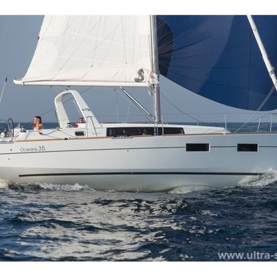 Oceanis 35