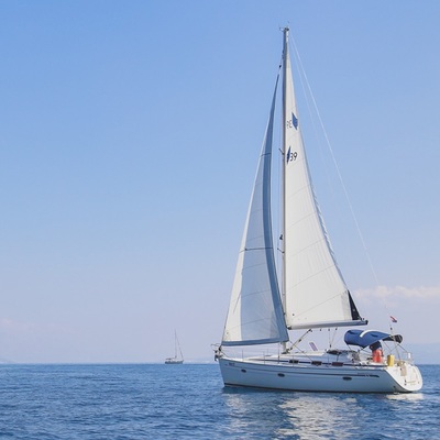 Bavaria 39