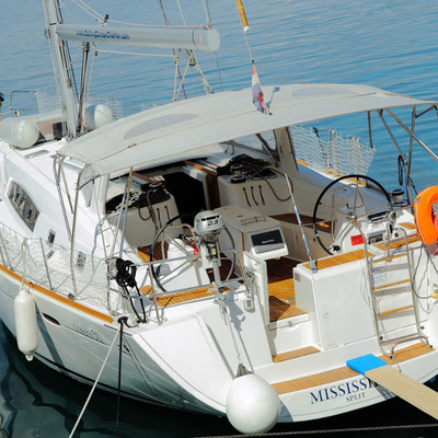 Oceanis 50 Family